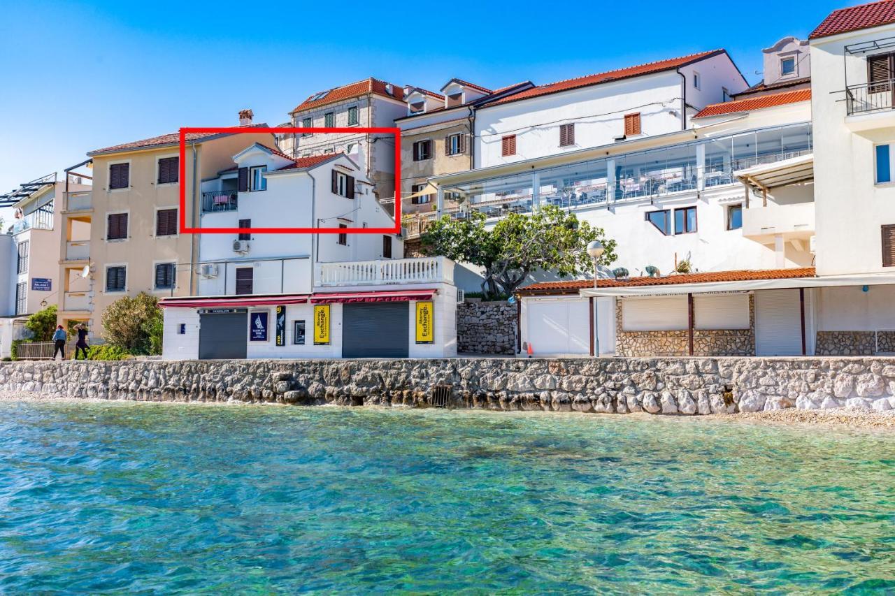 Seafront Baska Apartment Bagian luar foto