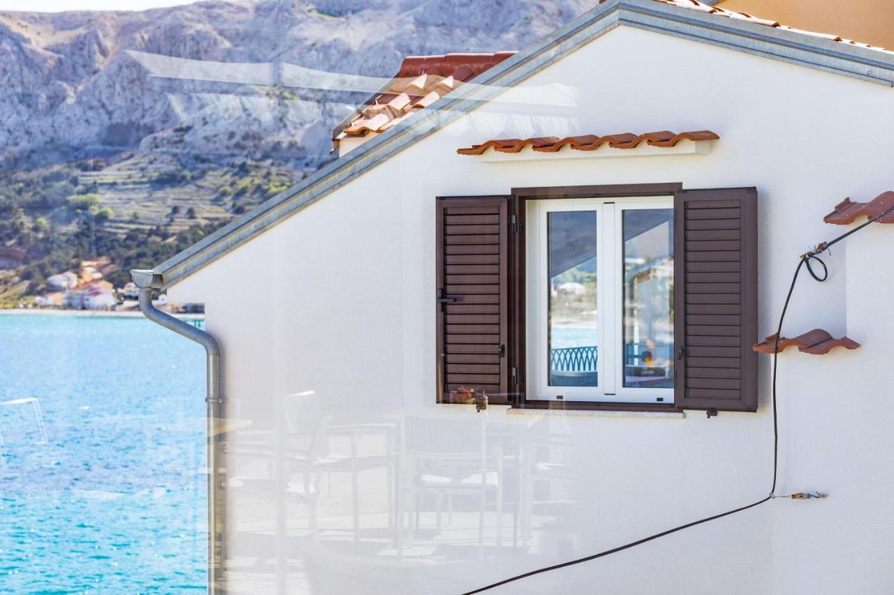 Seafront Baska Apartment Bagian luar foto
